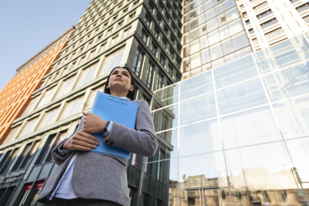 Persona fuera de condominio
